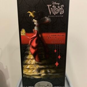 NEW Disney Designer Doll Queen of Hearts - Earlier Edition